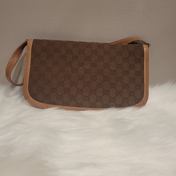 Authentic Vintage Gucci Horseshoe Shoulder Bag - Picture 7 of 13